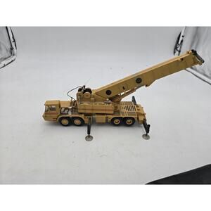 NZG 380 Grave TM 9120 Carrier-Mounted Hydraulic Telescoping Crane 1:50